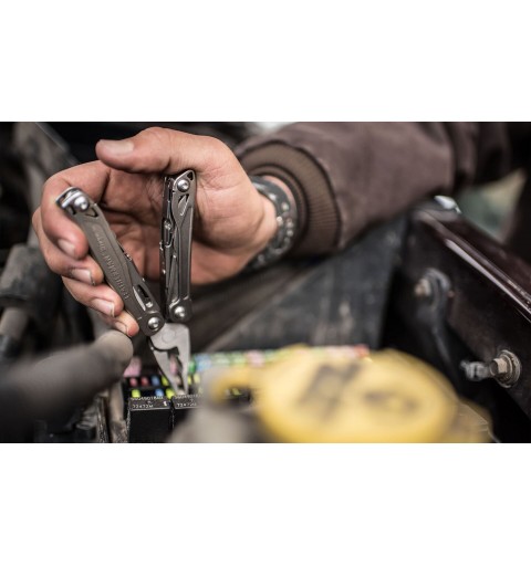 LEATHERMAN Wingman®
